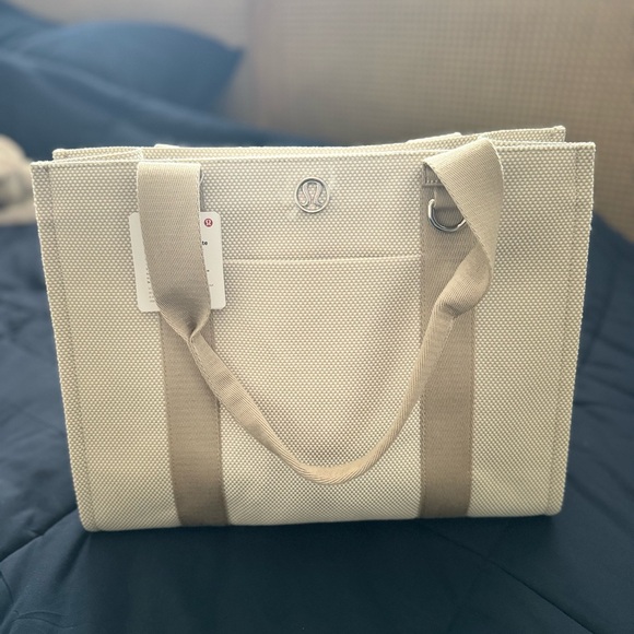 Lululemon Athletica Two Tone Canvas Tote Bag - Picture 2 of 10